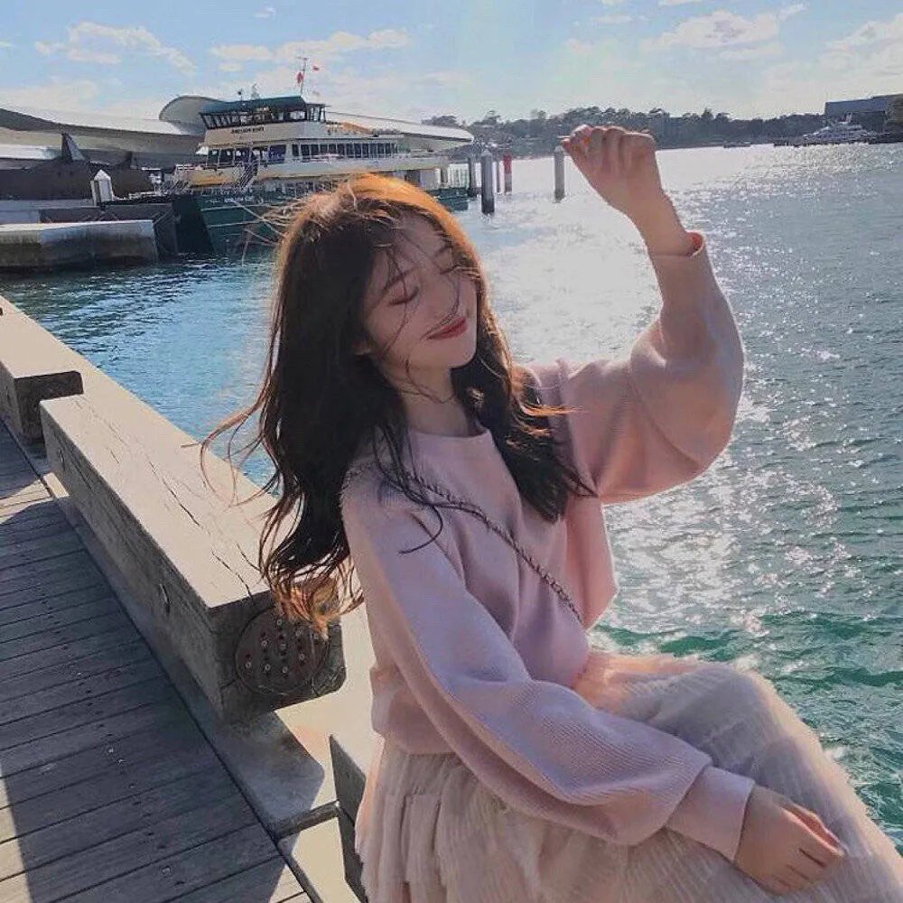 轻拂岁月共此生